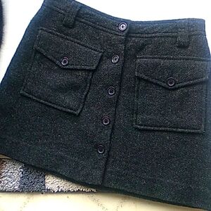 BASS  80%Wool  Mini skirt, lined on inside